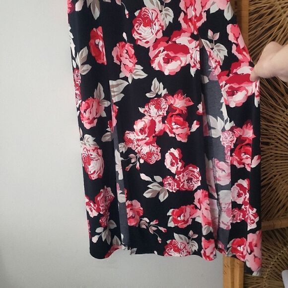 Candie's Floral Rose Print Halter Maxi Dress Skirt Slits Black Pink Keyhole S - Picture 5 of 9